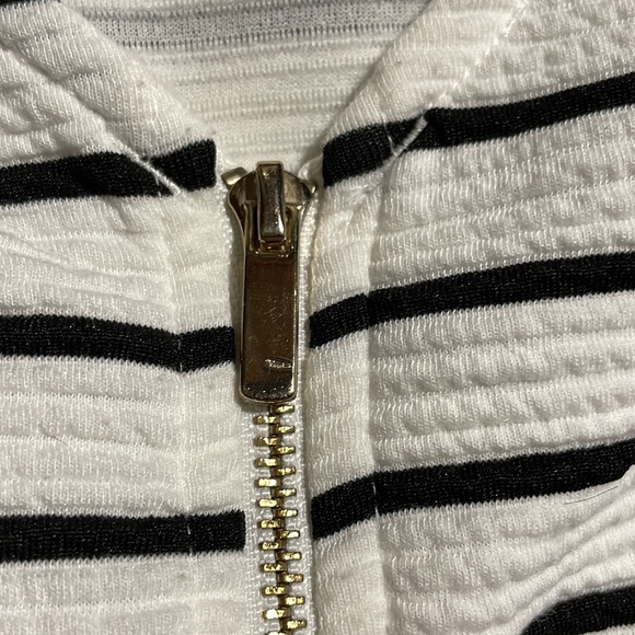 Dynamite Zip Up Peplum Top - Picture 5 of 5